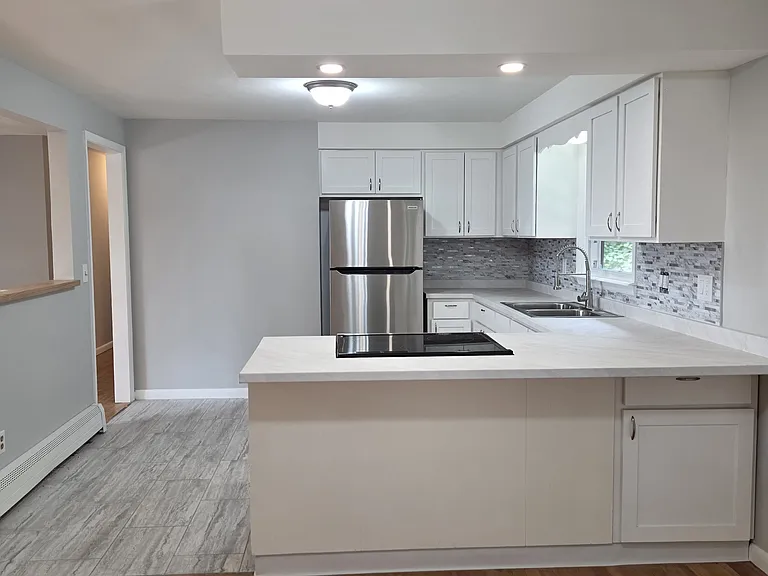 53 High Meadow Ln — Photo 6