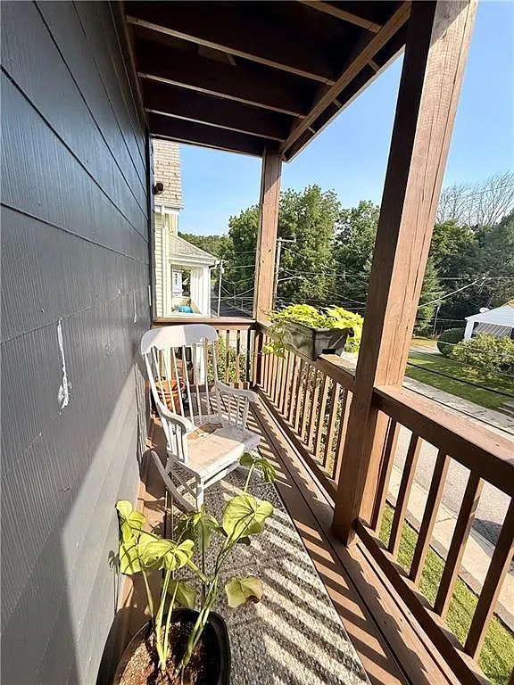 2 bed, 1.0 bath, 600 sqft, $1,500 — Photo 2