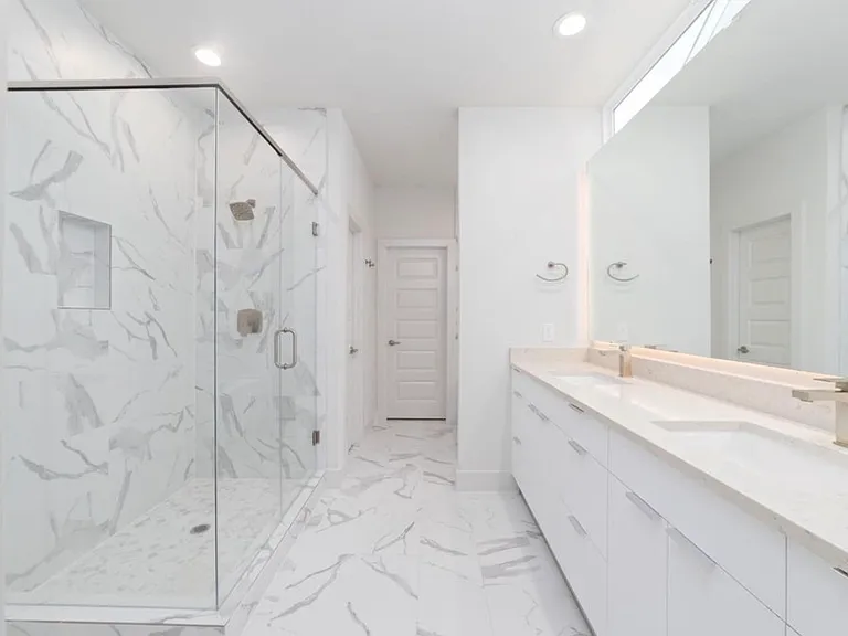 3007 Ventas Dr — Photo 10