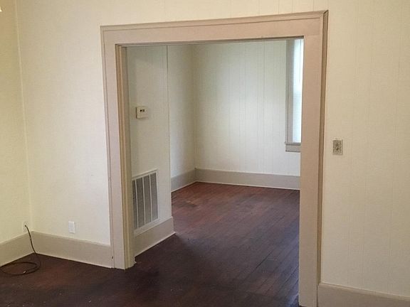 3rd image of 615A N Jackson St