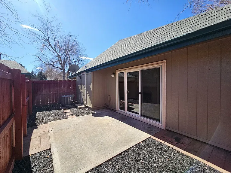5926 S Willow Way — Photo 14