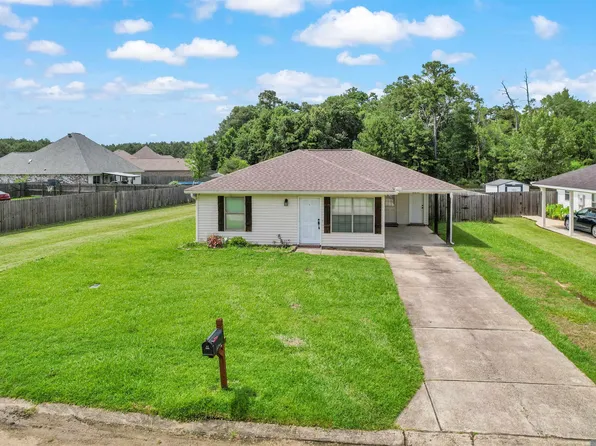 12837 Mulberry Dr, Denham Springs, LA 70726