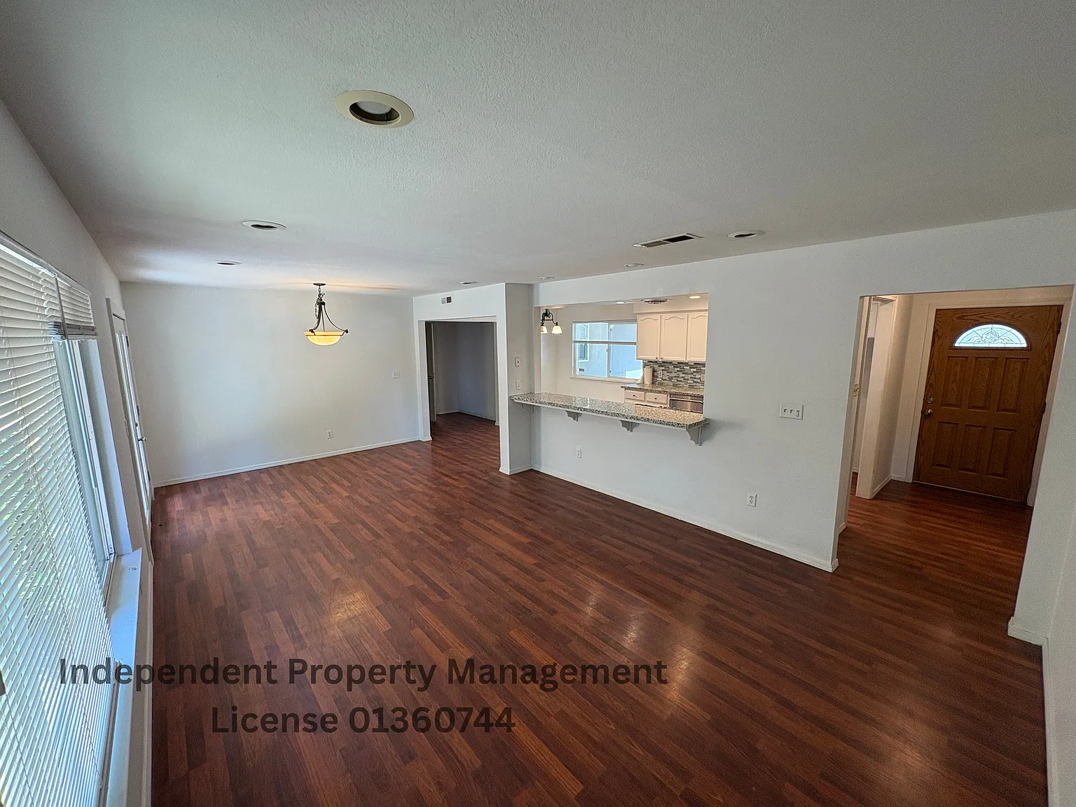 4 bed, $2,500 — Photo 2