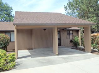 1126 SE Excalibur Dr, Grants Pass, OR 97526
