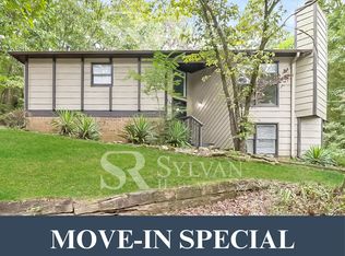 237 Russet Woods Dr, Birmingham, AL 35244