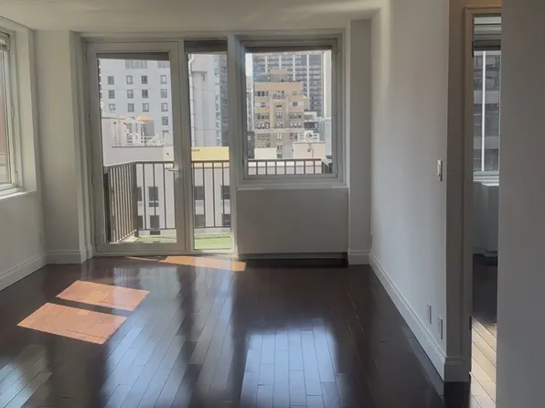 212 East 47th Street image 1 of 5