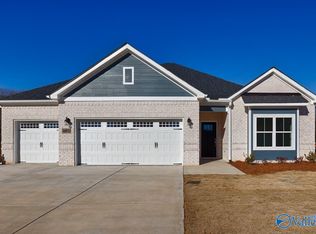 14933 Willow Rose Ln, Athens, AL 35613