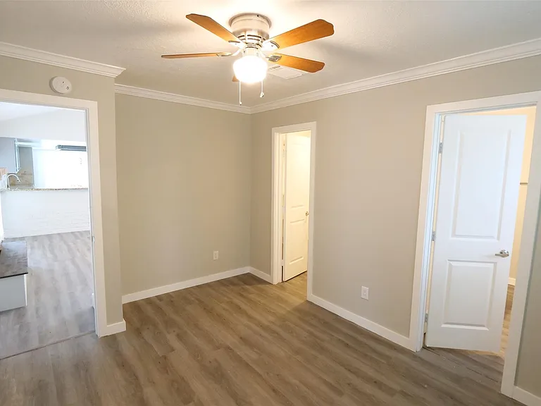 15654 Boulder Oaks Dr — Photo 18