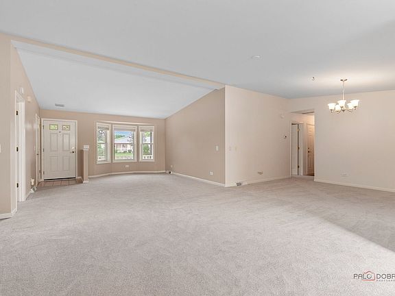 4th image of 1832 Paddock Ct