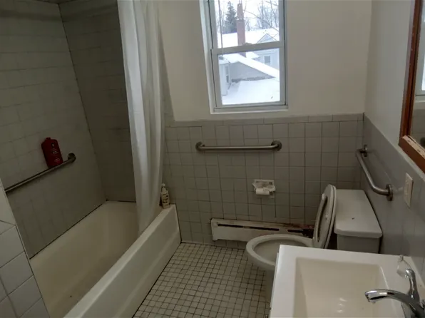 47 Landfield Ave, Monticello, NY