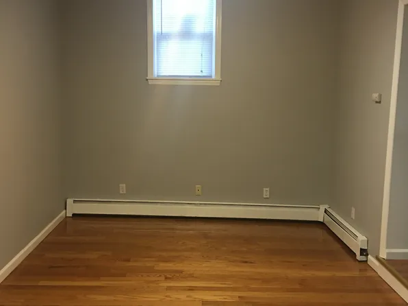83 Westminster Pl, Garfield, NJ 07026
