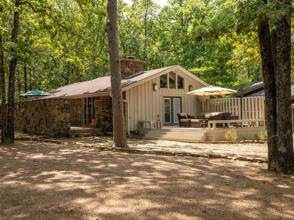 905 Lakeland Dr, Heber Springs, AR 72543