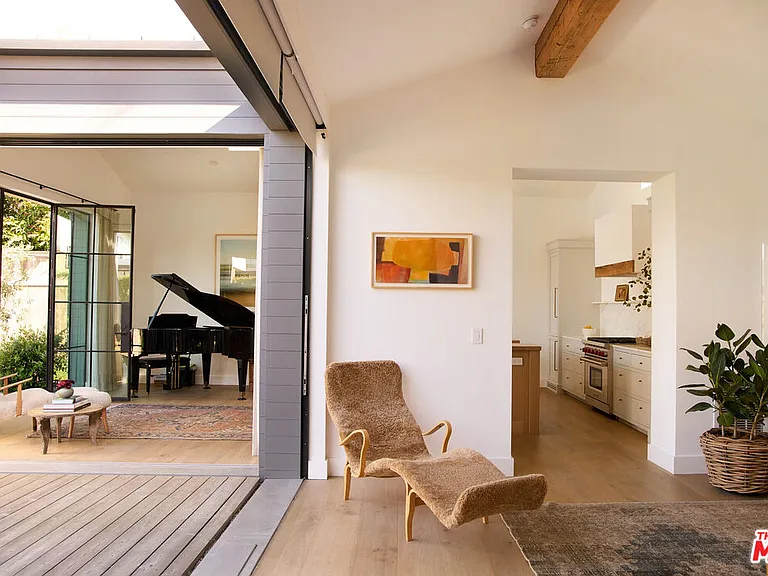 519 Moreno Ave — Photo 32