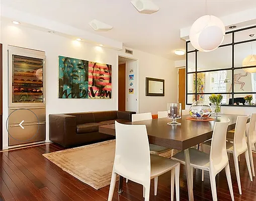 Rented by Domus Realty | media 5