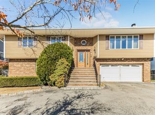 13 Fieldcrest Rd, Yonkers, NY 10707