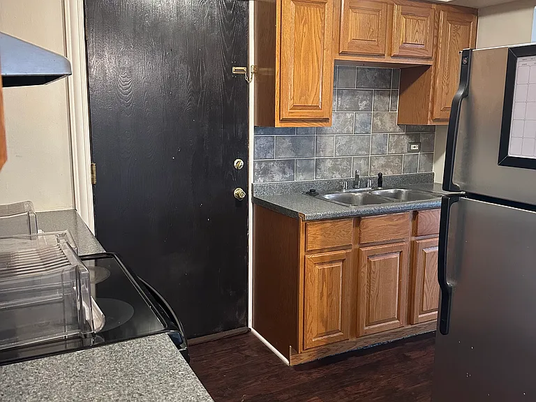 10720 Mary Ln #3A — Photo 2