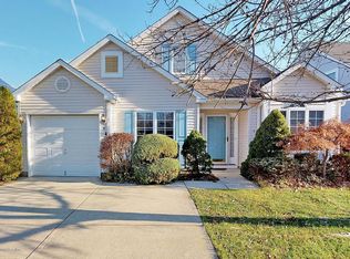 9 Regent Sq, Jackson, NJ 08527