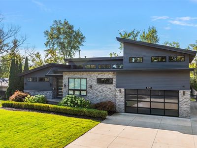 16281 Buckingham Ave, Beverly Hills, MI, 48025