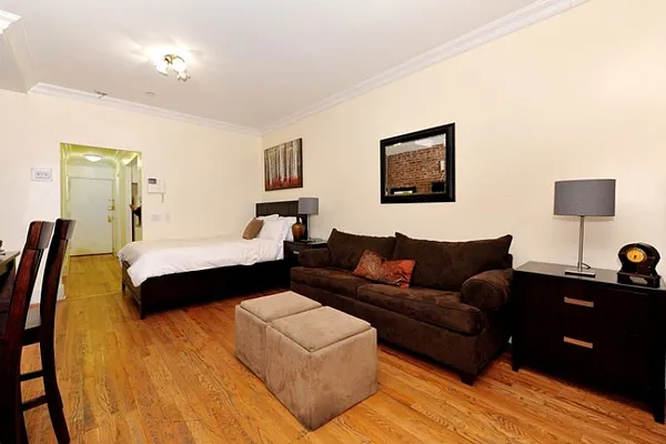 Rented by Eisenberg Exclusives | media 9