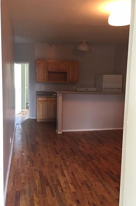 1st image of 3 Herkimer Pl APT 3