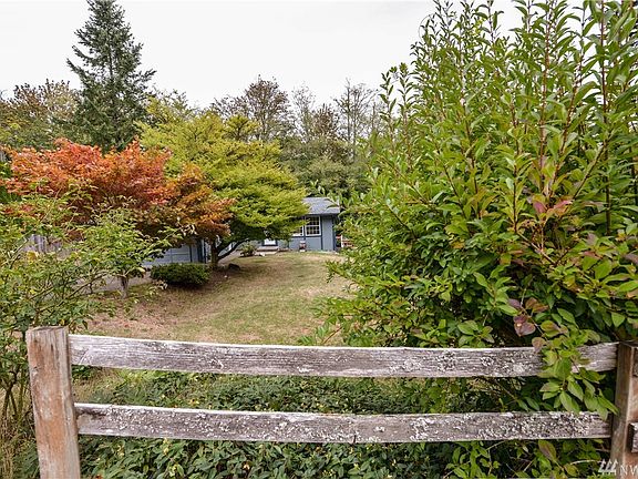 4th image of 2567 Aspen St SE