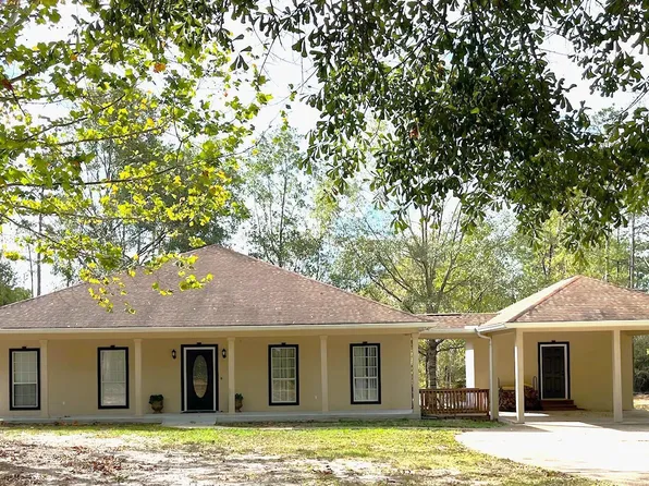 120 Maple Dr, Perkinston, MS 39573