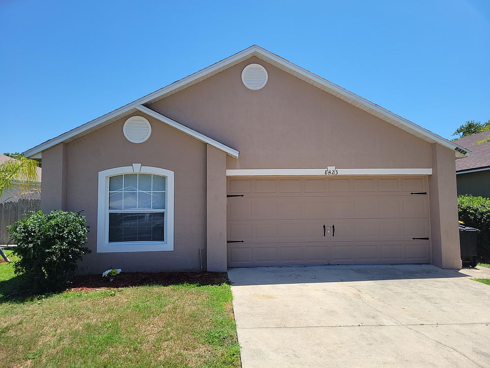 1st image of 8423 Oak Crossing Dr W