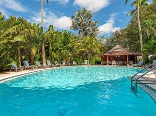 1300 Gulf Shore Blvd N APT 304, Naples, FL 34102