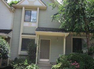 4081 N Course Dr, Charlotte, NC 28277