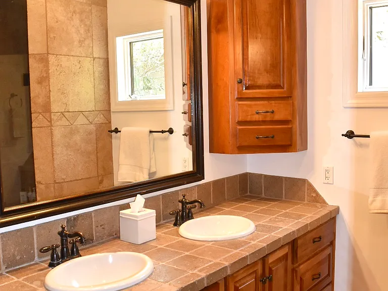 4408 E Calle Feliz — Photo 12