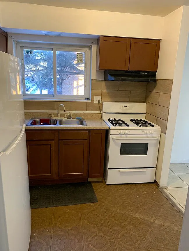 835 W College Blvd — Photo 1