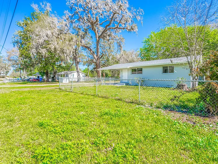 1707 Evergreen St — Photo 36