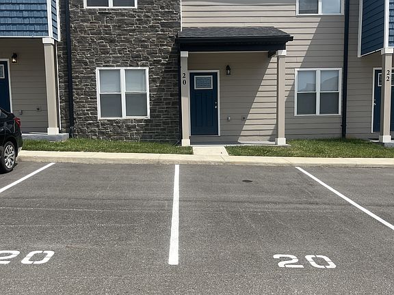2nd image of 20 Dulce Ct #1