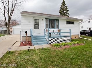 2240 Shawnee Rd, Waukegan, IL 60087