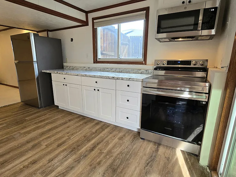 13390 W 8th Ave — Photo 4