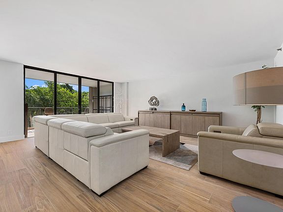 3rd image of 4600 S Ocean Boulevard #303