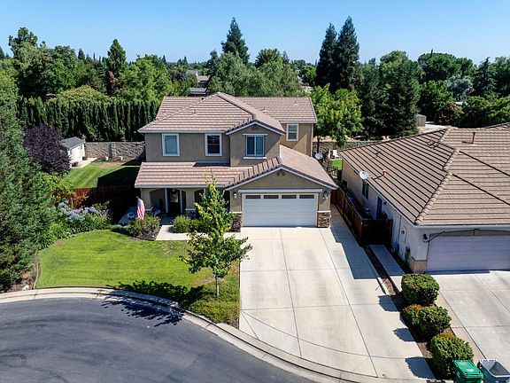 2nd image of 485 Windmill Ct