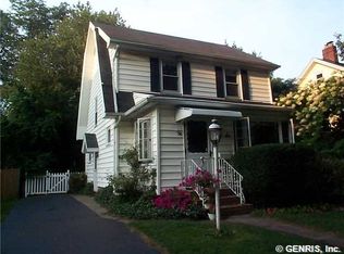 36 Lakeshire Rd, Rochester, NY 14612