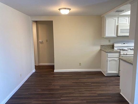 3rd image of 449 E Providencia Ave APT G