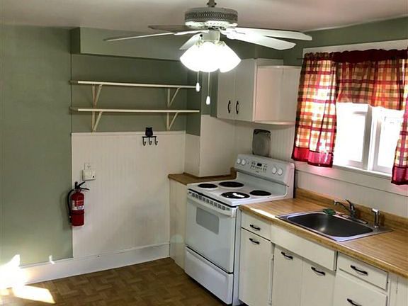 3rd image of 132 Lenape Ave APT B