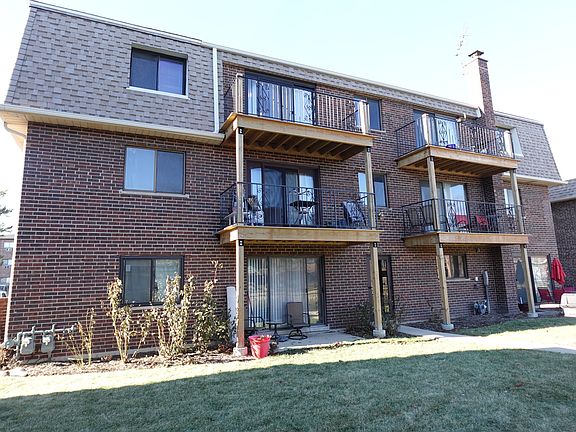 2nd image of 1424 Carol Ct APT 3A