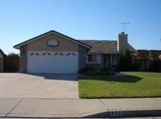 671 W Madrona St, Rialto, CA 92376