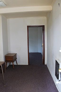 3rd image of 810 1/2 Lamont St APT 1