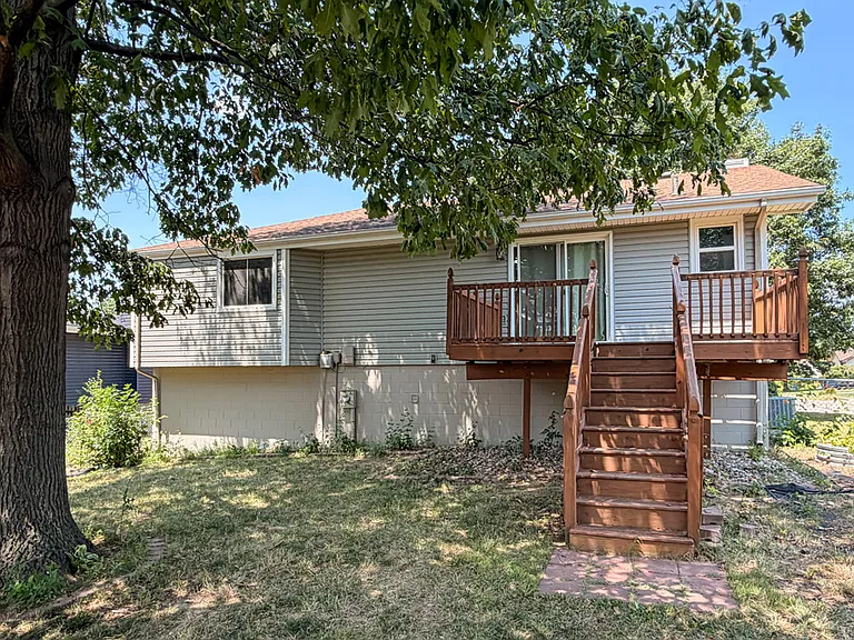Deck off of Kitchen & Eat In Area