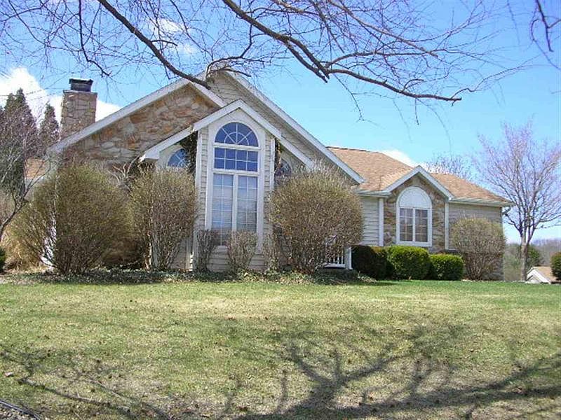 1st image of 59983 Timberwood Ln