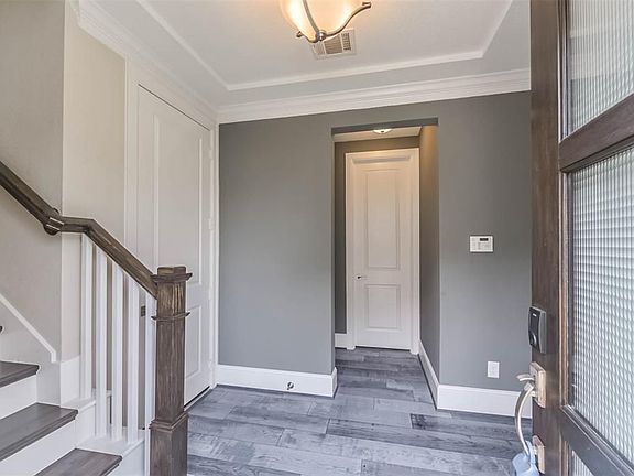 3rd image of 11002 Ayrshire Park Ln