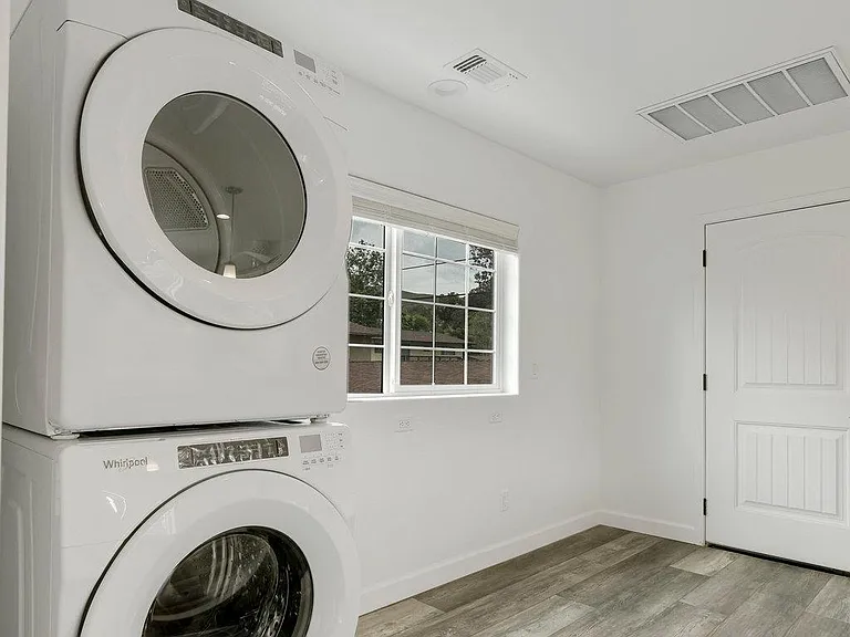 552 Hathway Ave — Photo 10