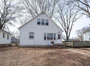 210 Blowers Ave, Waterloo, IA 50703