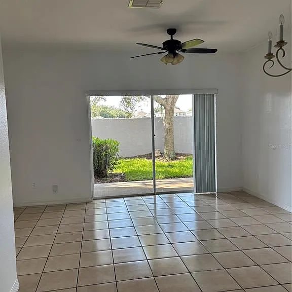10922 Savannah Wood Dr #141 — Photo 3