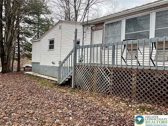 4th image of 68 Midland St